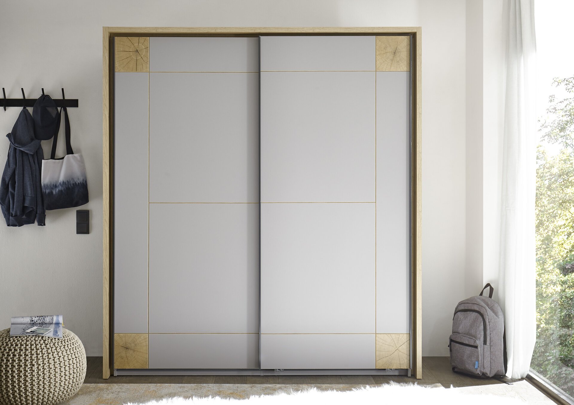 Schwebetürenschrank, Flavo