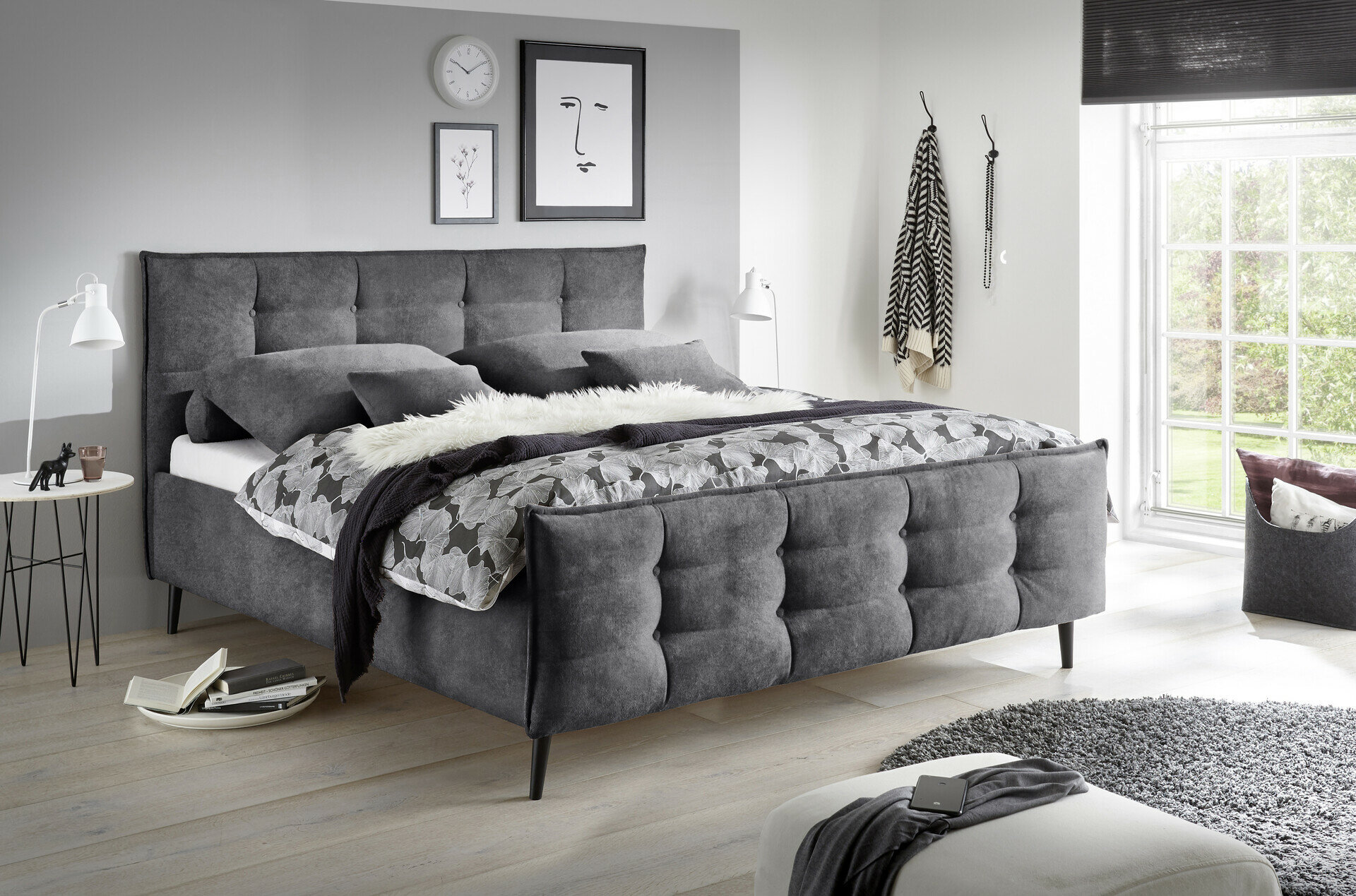 Polsterbett, Mario B