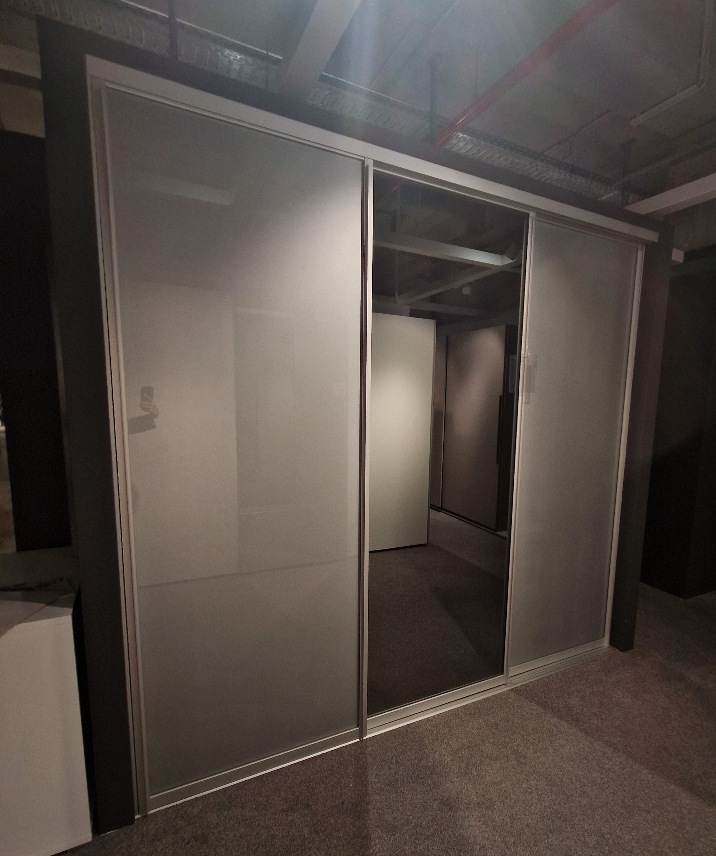 Schwebetürenschrank Novoplan 3100