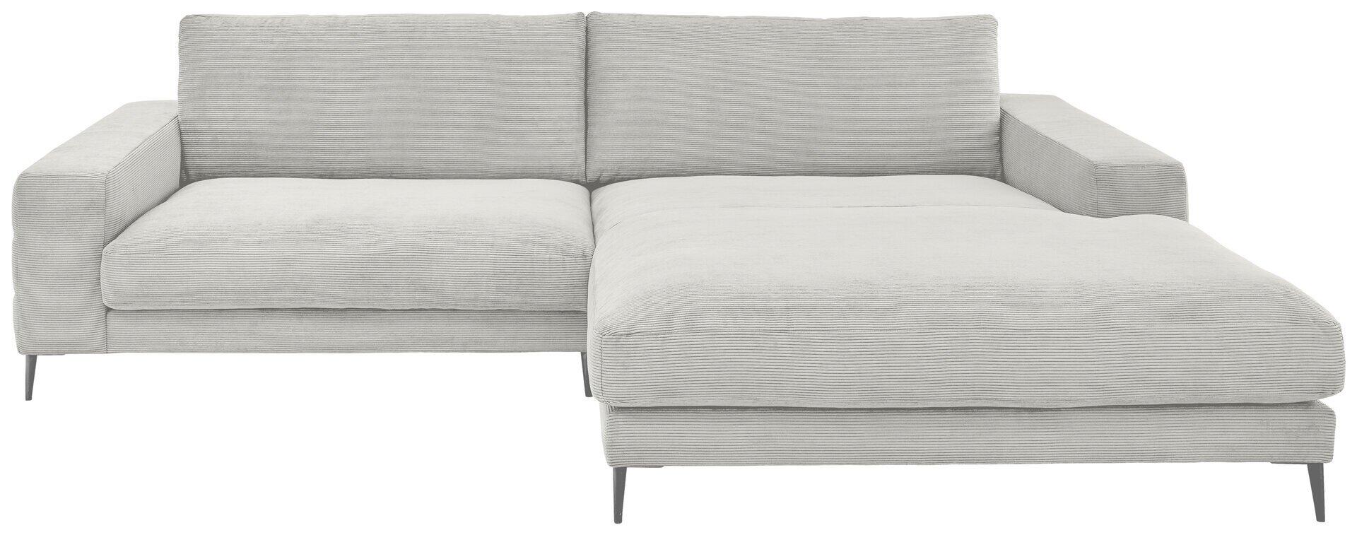 Eckcouch Badia Base 2.0 mit Metallfuß 908 schwarz matt, aus der Frontperspektive mit ausgezogenem Longchair für eine großzügige Liegefläche.
