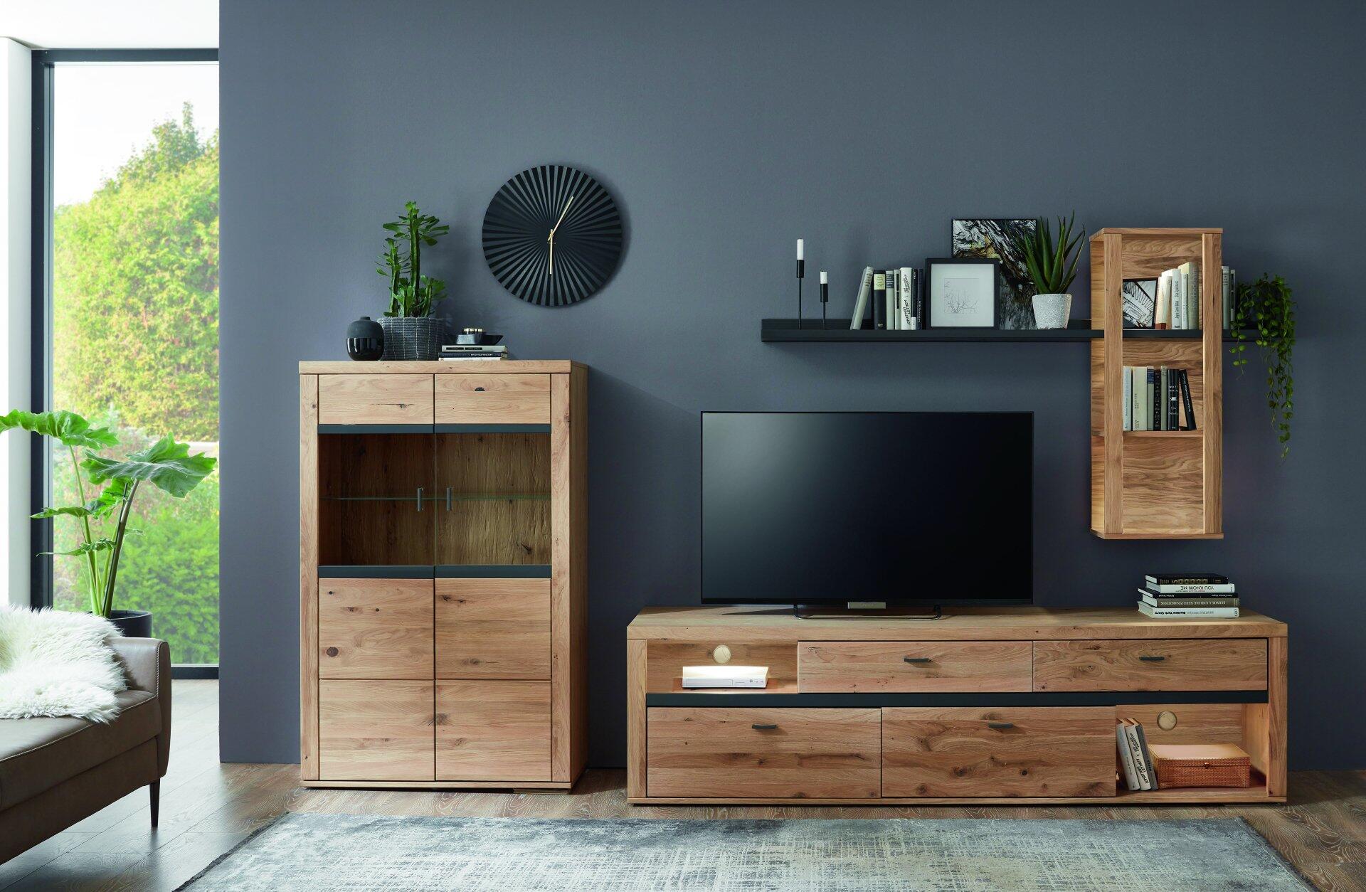 TV-/Wohnlösung, Varas