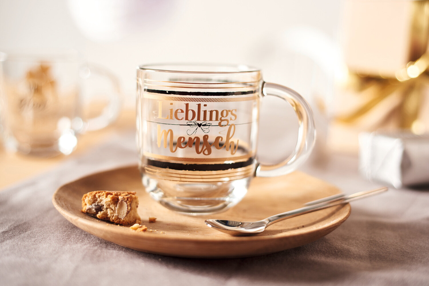 Tasse, Emozione