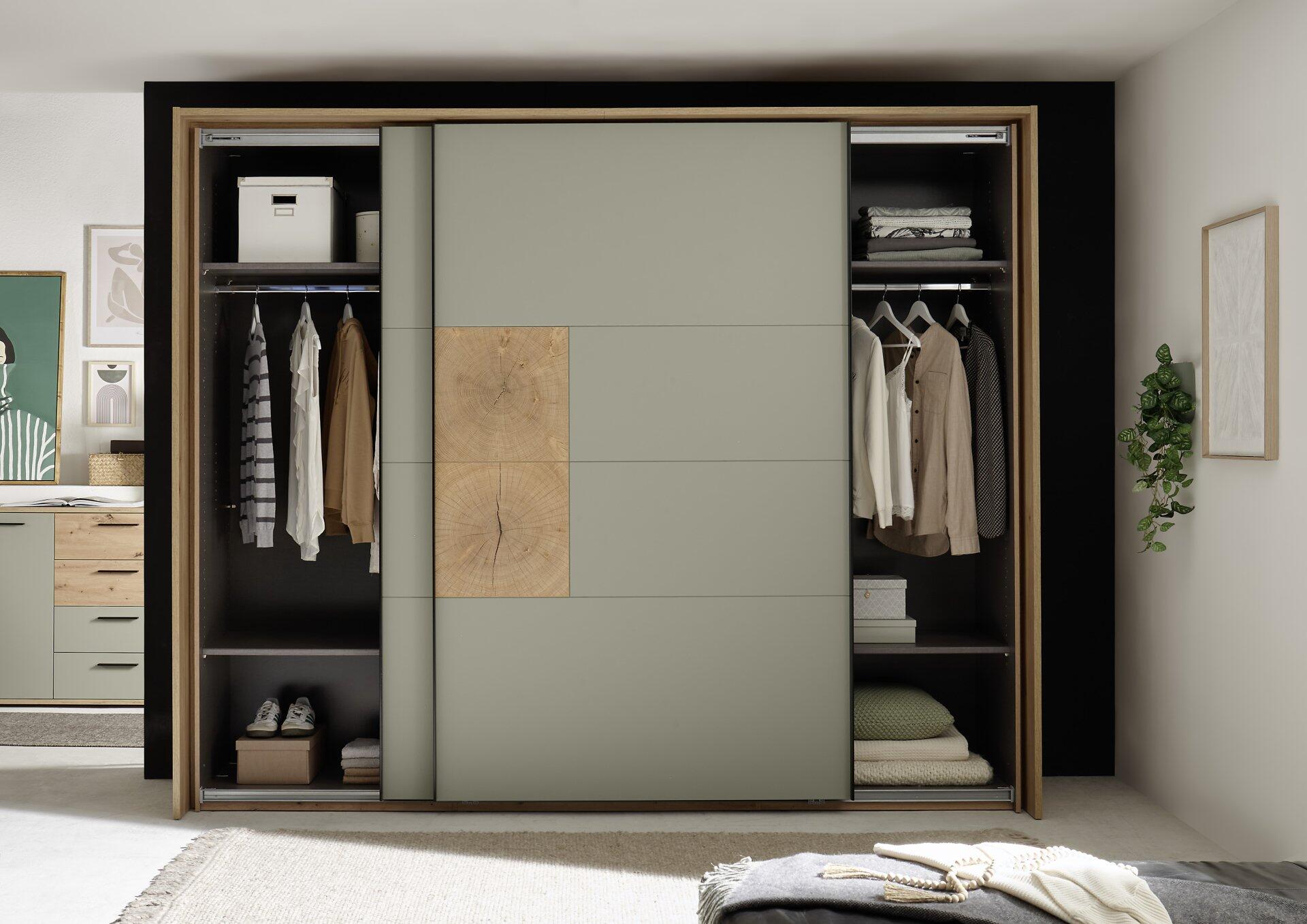 Schwebetürenschrank, Sindara