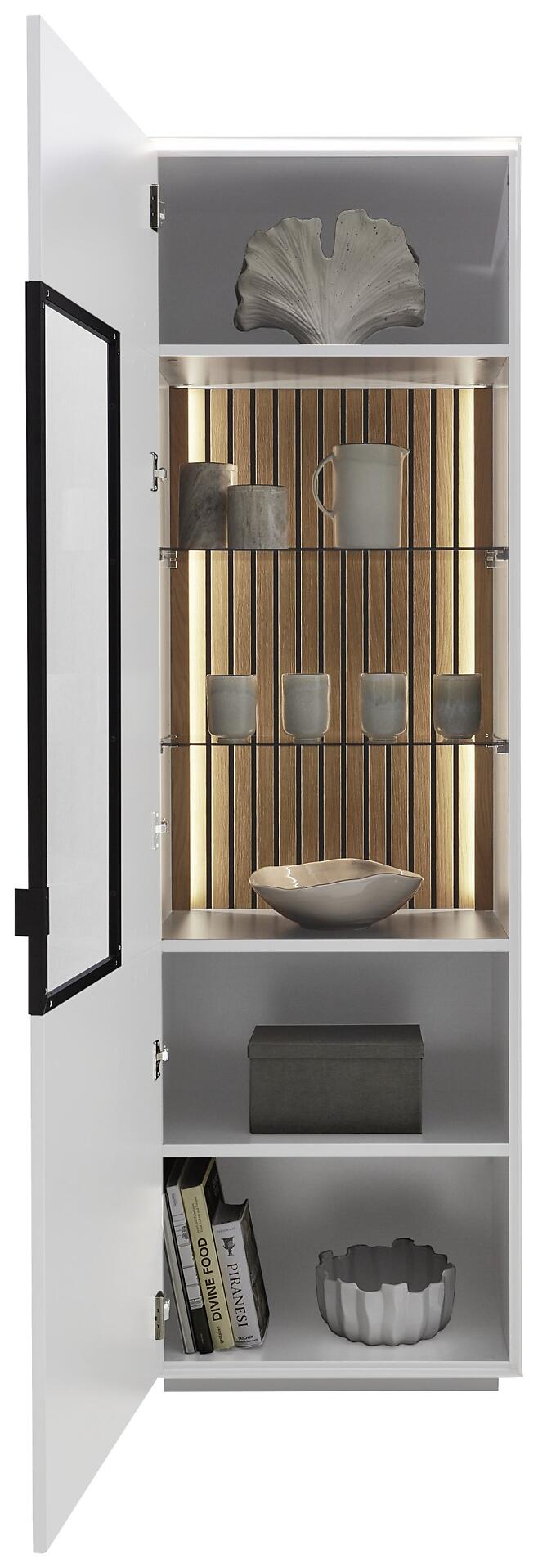 Vitrine, Riani