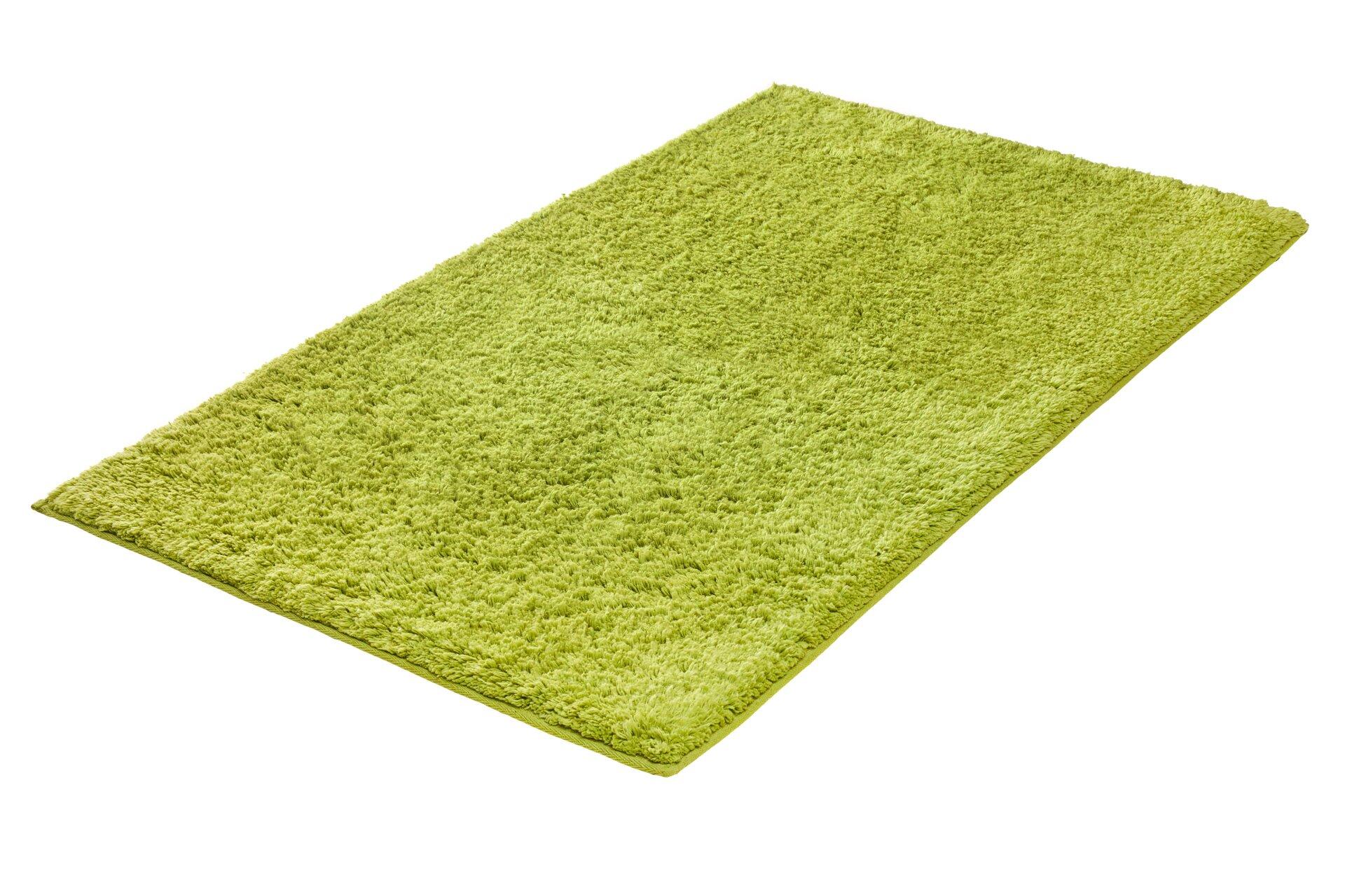 Grüner Badteppich Chrissy aus Baumwolle, aus der Vogelperspektive mit dichter, flaumiger Textur.