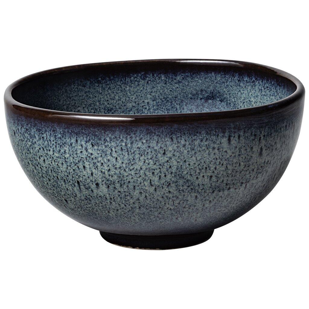 Suppen Bowl Lave gris von Villeroy & Boch mit konischer Form, blau-grauer Reaktivglasur und abgesetztem Rand, detailliert in Drahtperspektive.