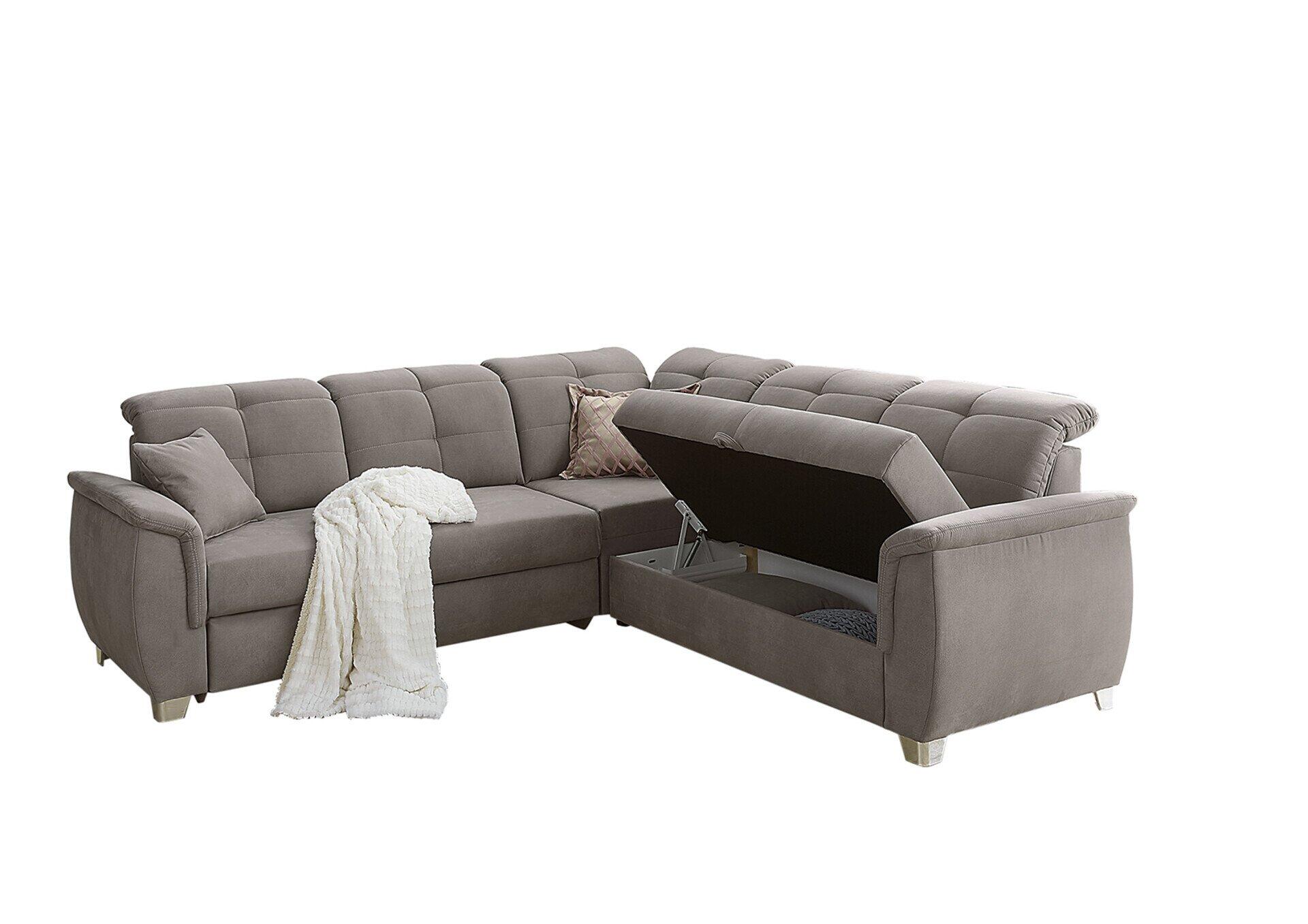 Wohnlandschaft Udine in seitlicher Perspektive mit aufgeklapptem Segment und Stauraum, grau-rosa Kissen und chromfarbenen Füßen.