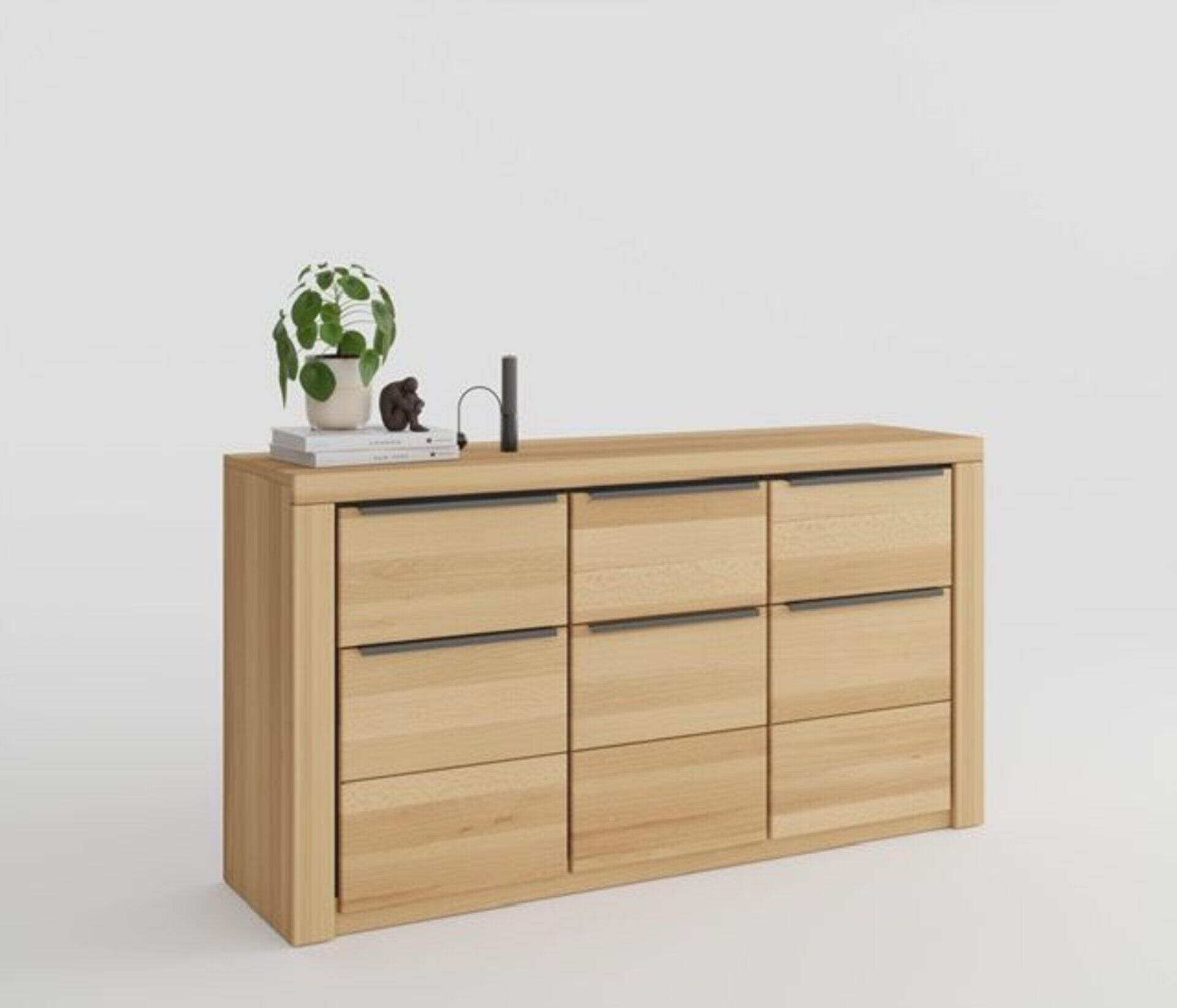 Sideboard, Brest