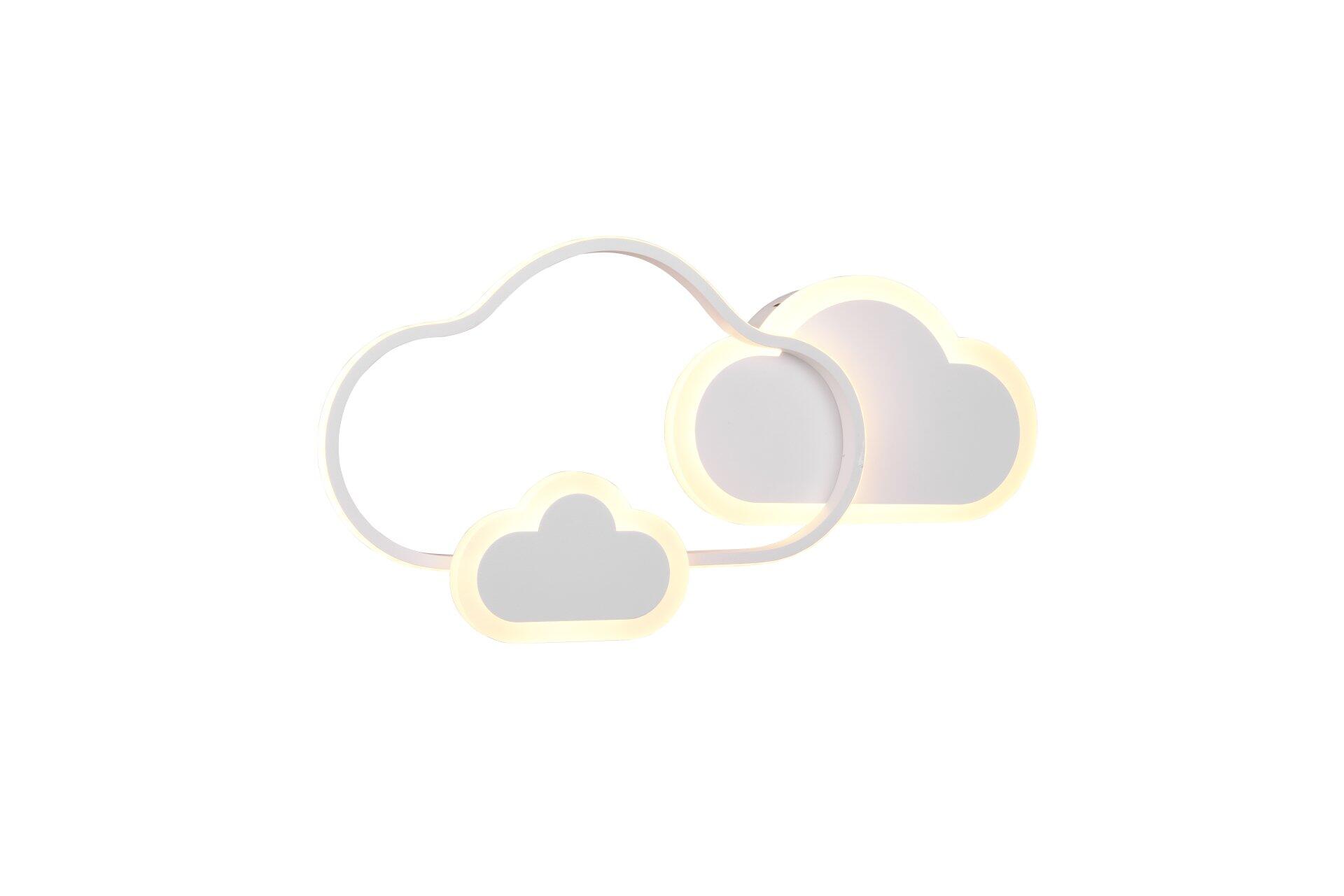 Deckenleuchte Cloudy: Drei ineinander verschachtelte, wolkenförmige Lampenlemente mit warmem Lichtschein.