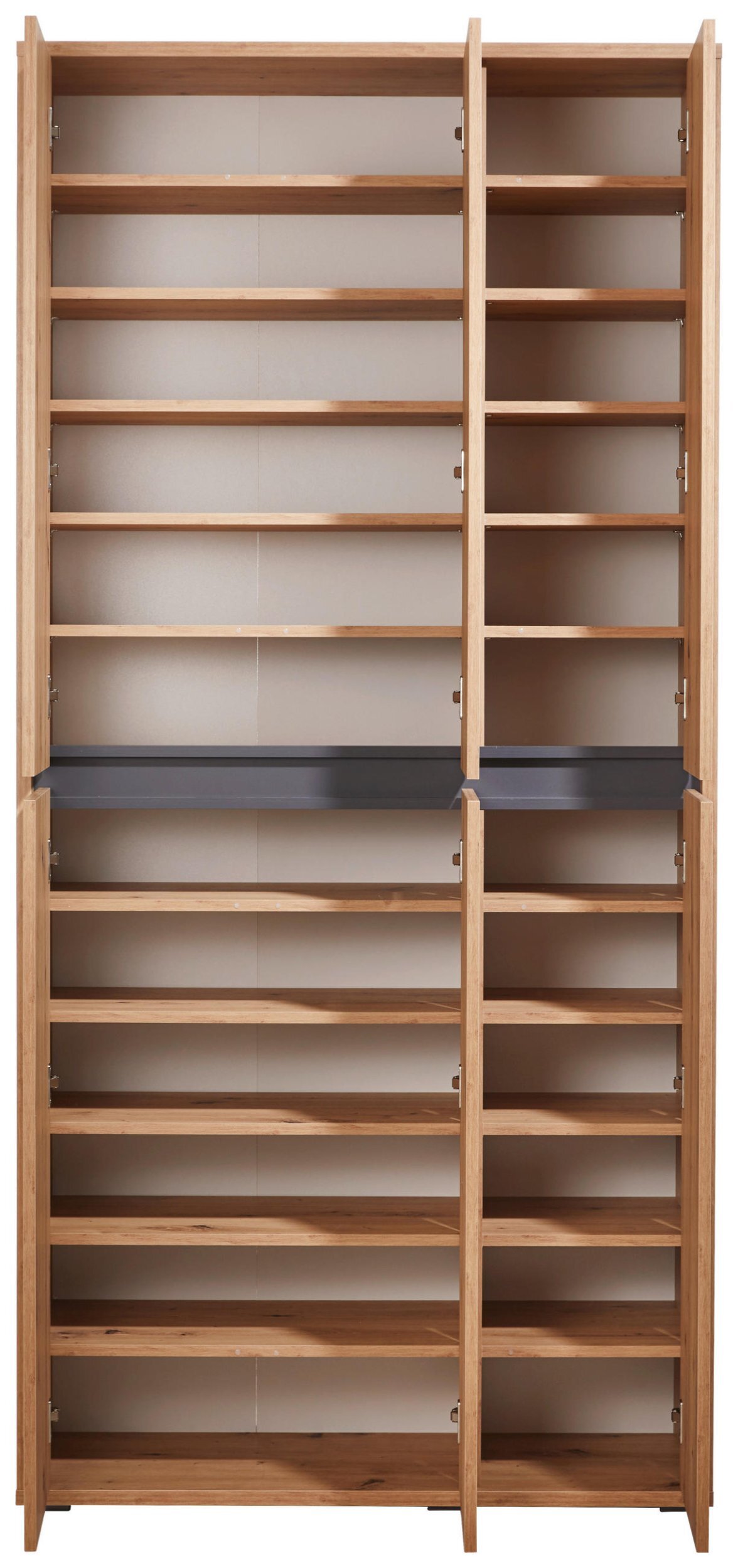 Schuhschrank, Liv