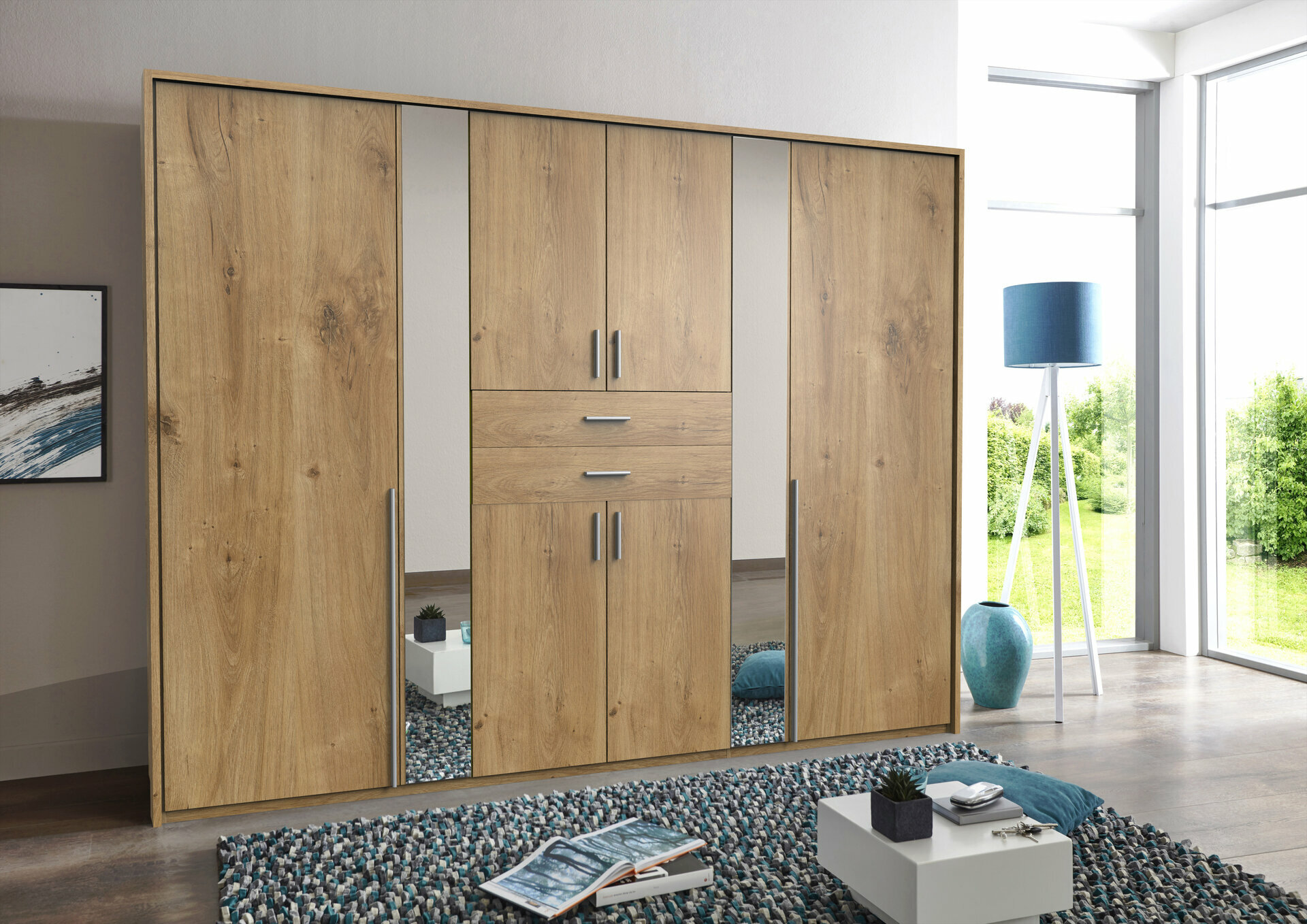 Kleiderschrank, Vanea