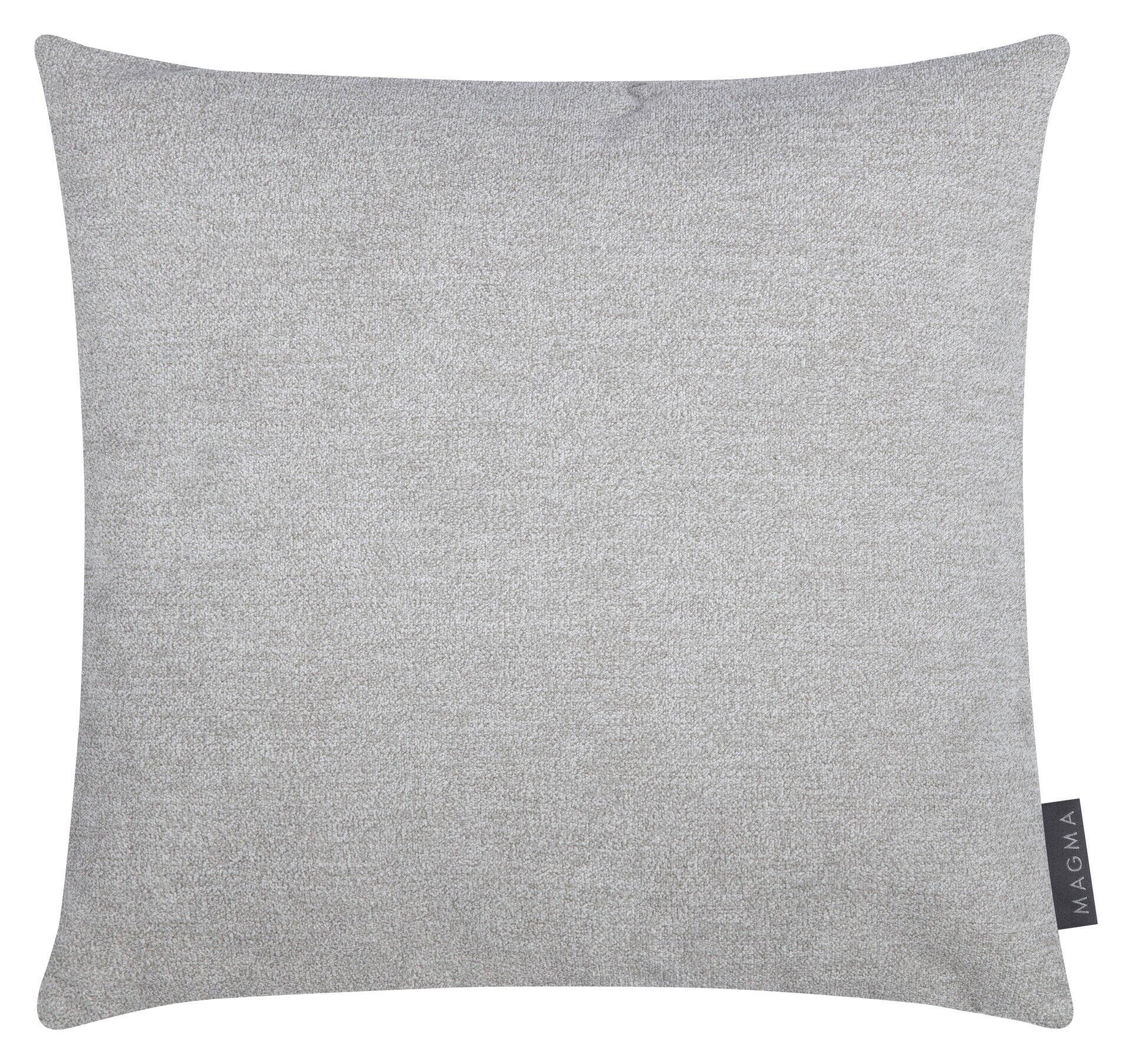 Graues Alfa Kissen aus Velour mit dezenter Logo-Applikation und strukturierter Oberfläche.