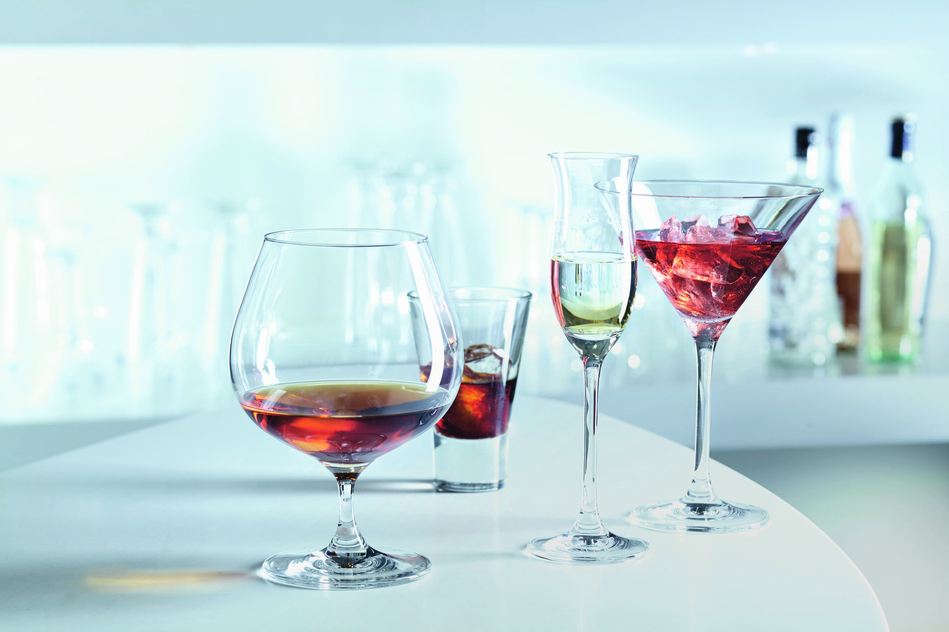 Averna Becher, Gilli