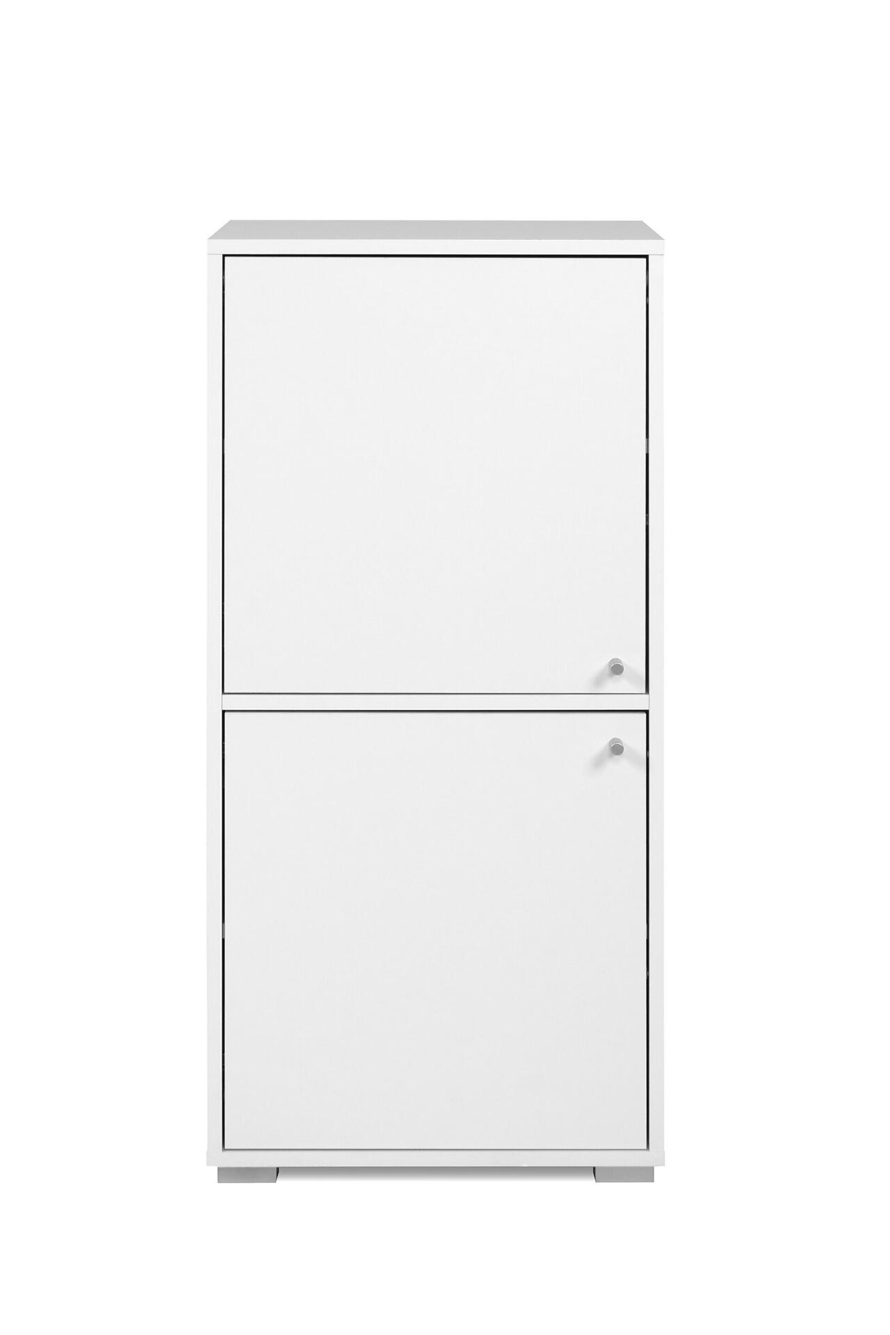 Weißes Regal Fyn 20D mit zwei Türen und silberfarbenen Aluminiumgriffen in Frontalperspektive.