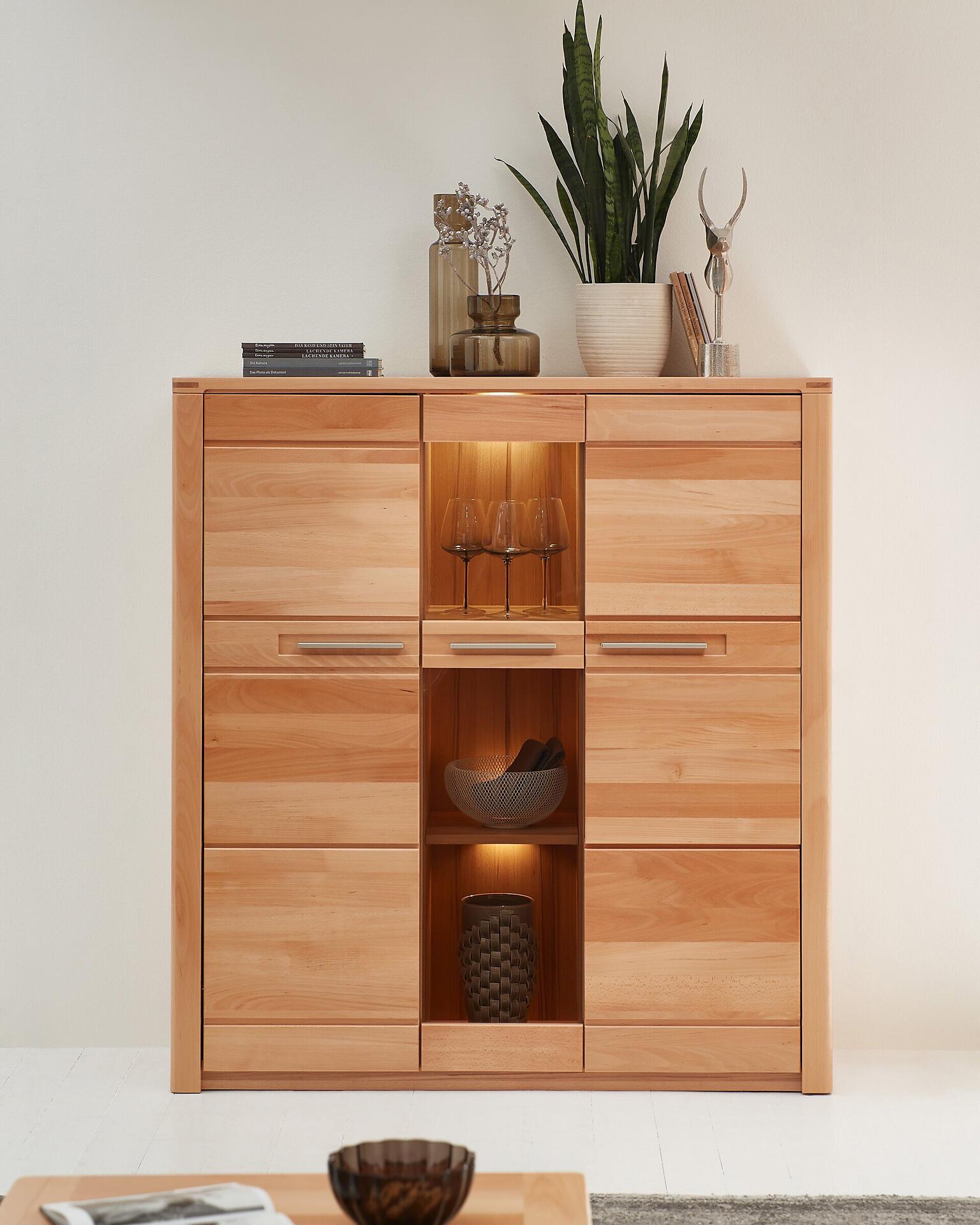 Highboard, Nature